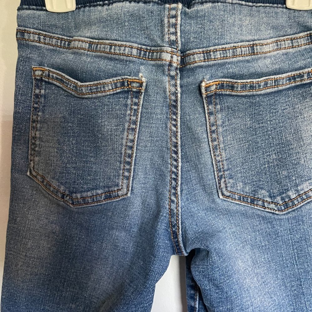 OLD NAVY SHORTS - Picture 6 of 9
